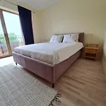 Cozy One Bedroom In Center Appartement