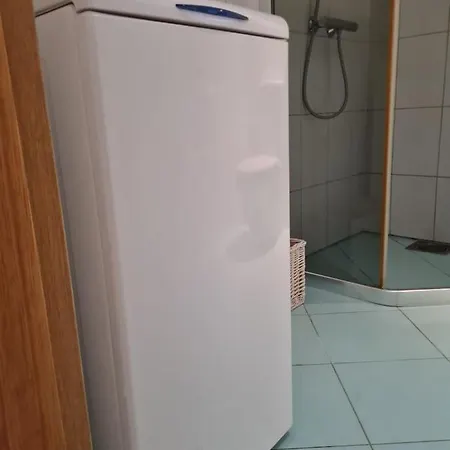 Apartamento Cozy One Bedroom In Center