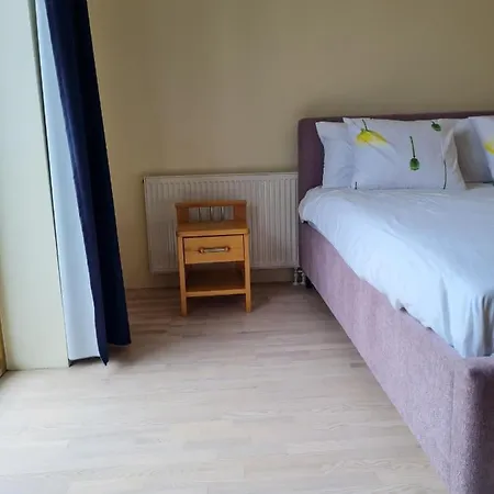 Cozy One Bedroom In Center Apartmán Tallinn