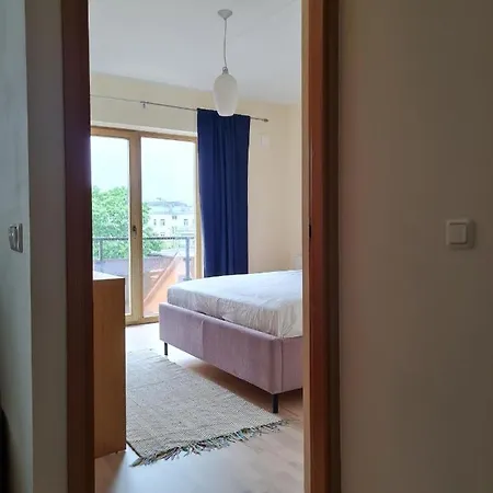 Cozy One Bedroom In Center 아파트 탈린